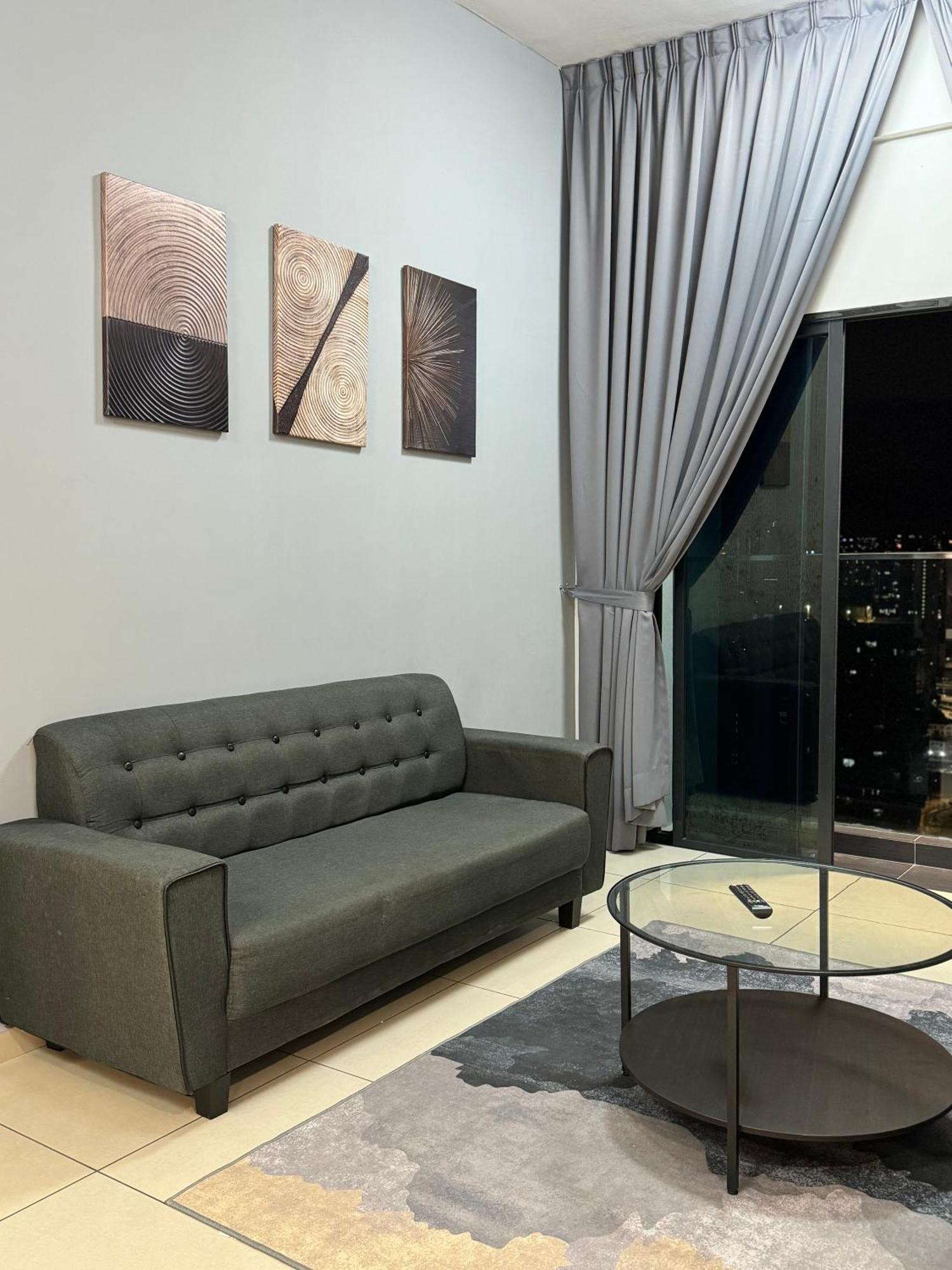 Reizz Residence By Nexus Suites Куала Лумпур Екстериор снимка